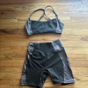 Women's Active Shorts Set